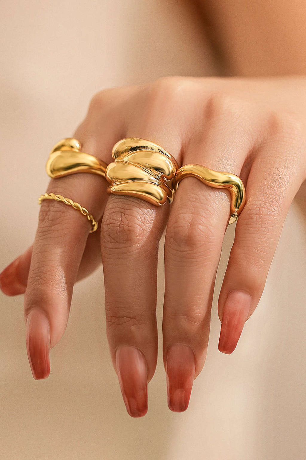 4-Piece Metal Ring Set