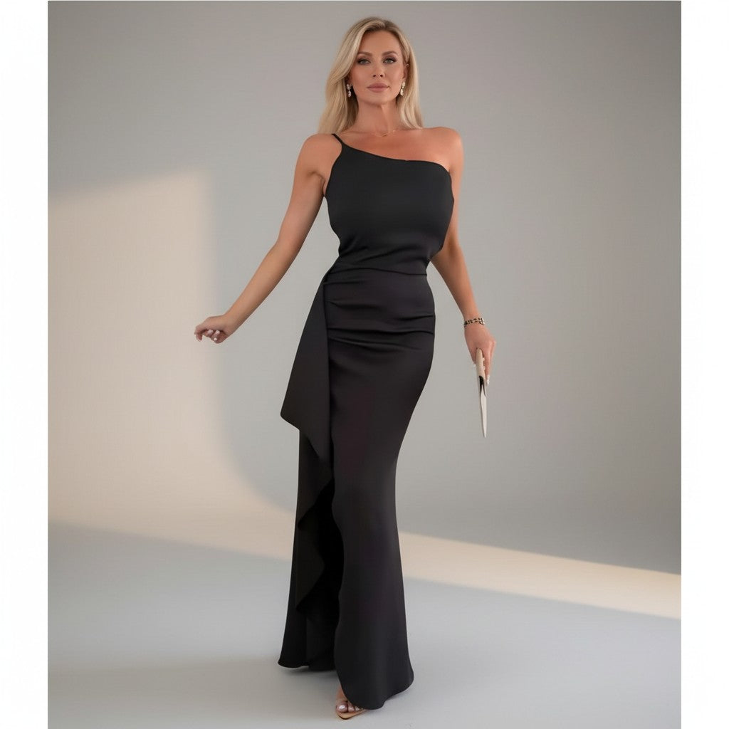 Silvia - Striking Dress