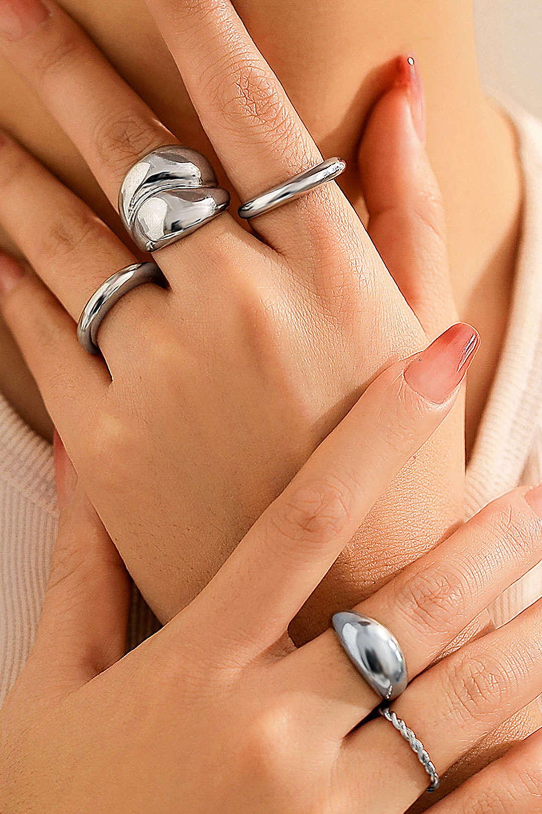 4-Piece Metal Ring Set