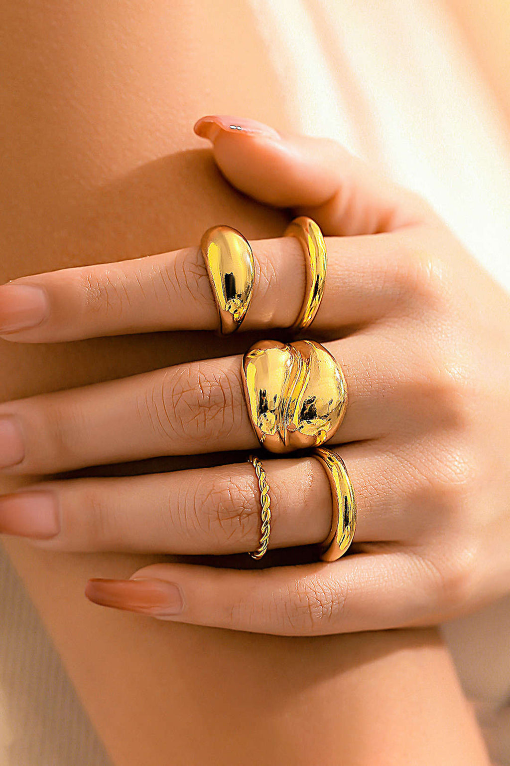 4-Piece Metal Ring Set