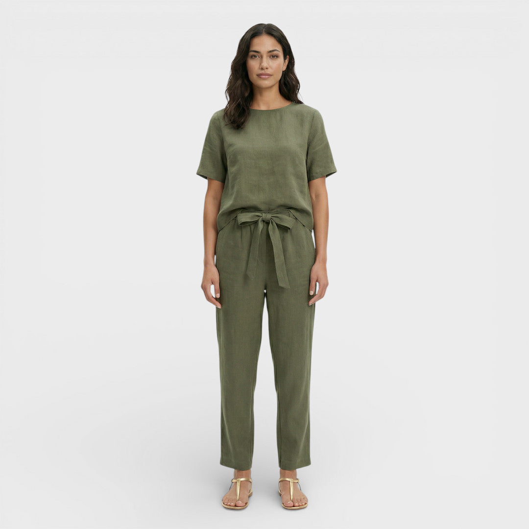 Women’s Set Top Pants with Bow