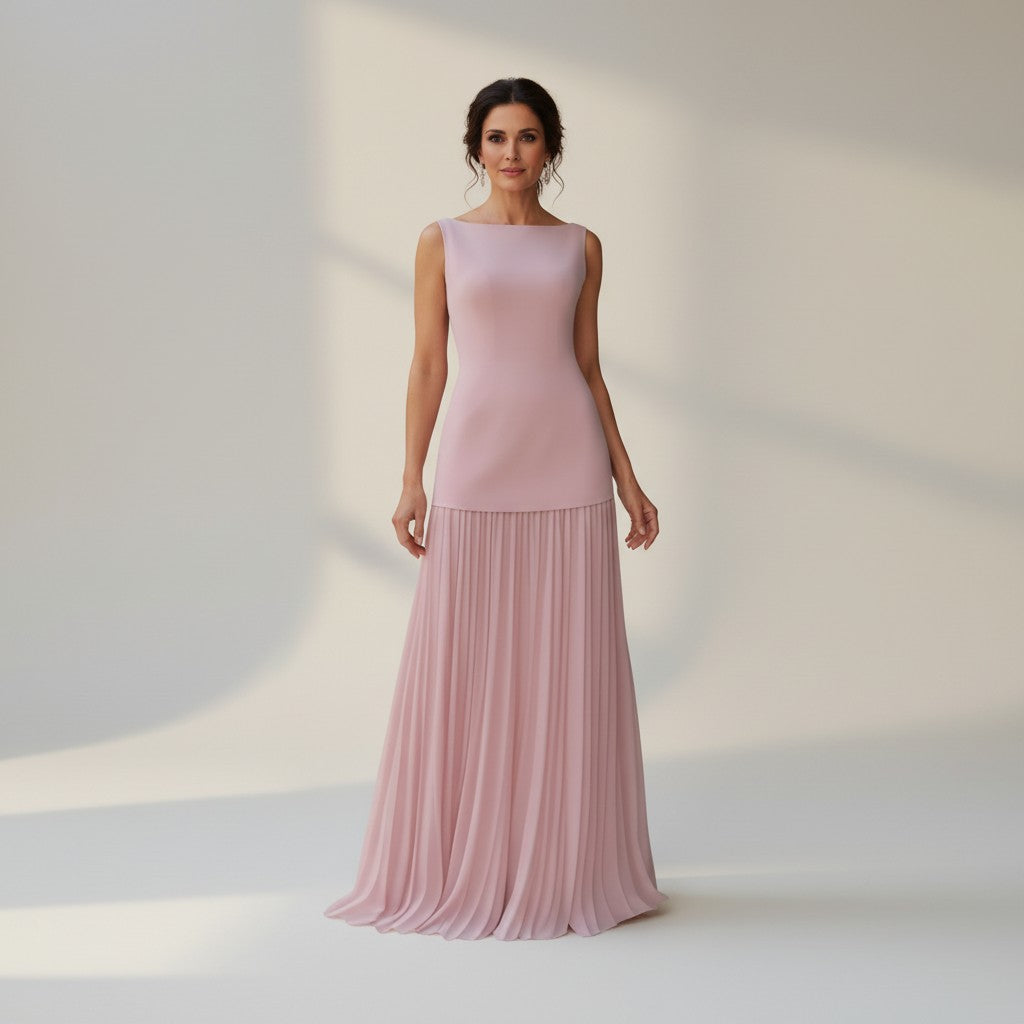 Claudia - Long Sleeveless Dress with Pleats